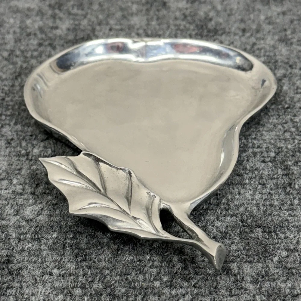 Fitz & Floyd Silver Metal Pear Shaped Serving Tray Small Leaf Handle Decor